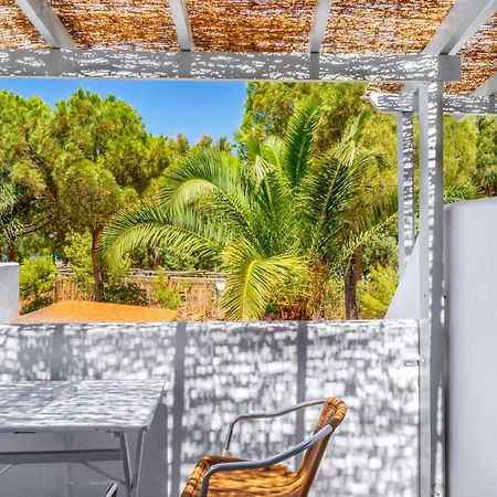 Coralli Seaside Resort Livadakia المظهر الخارجي الصورة